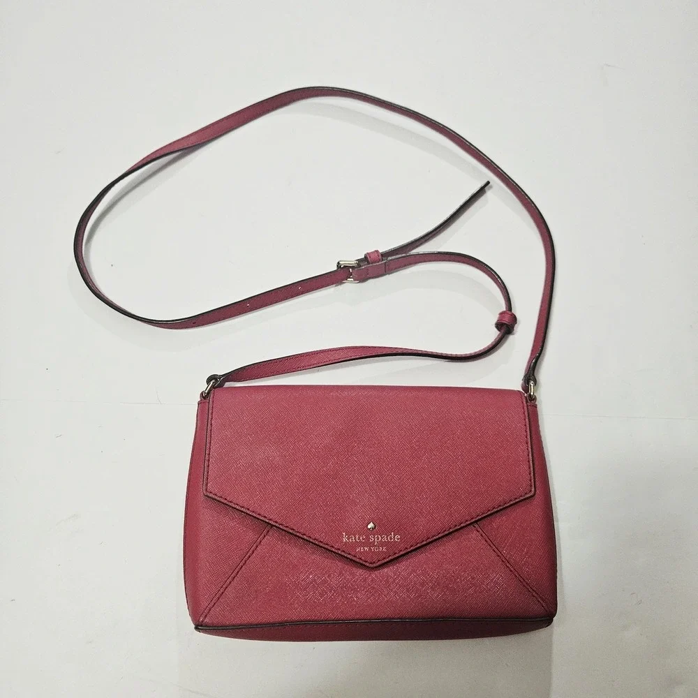 Kate‎ Spade NY Monday Cedar Street Red Envelope Crossbody Wallet Purse